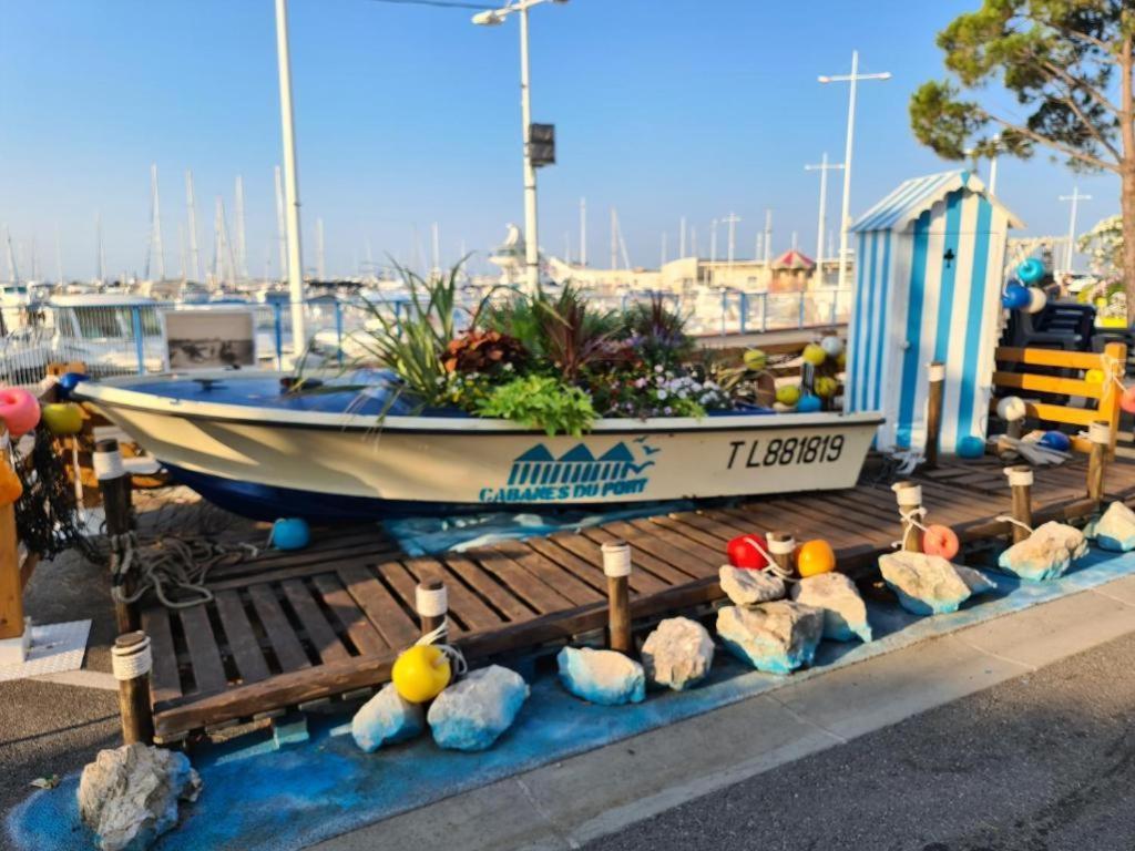 פו-סור-מר Appartement Meuble Bord De Mer Fos Sur Mer מראה חיצוני תמונה