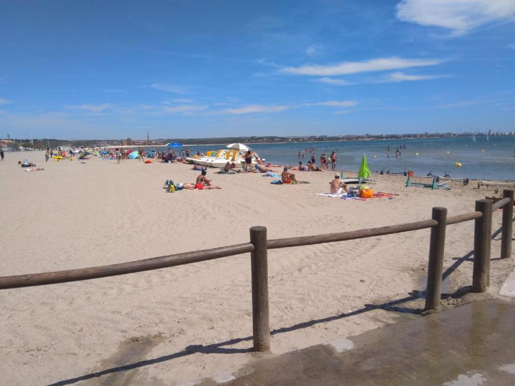 פו-סור-מר Appartement Meuble Bord De Mer Fos Sur Mer מראה חיצוני תמונה