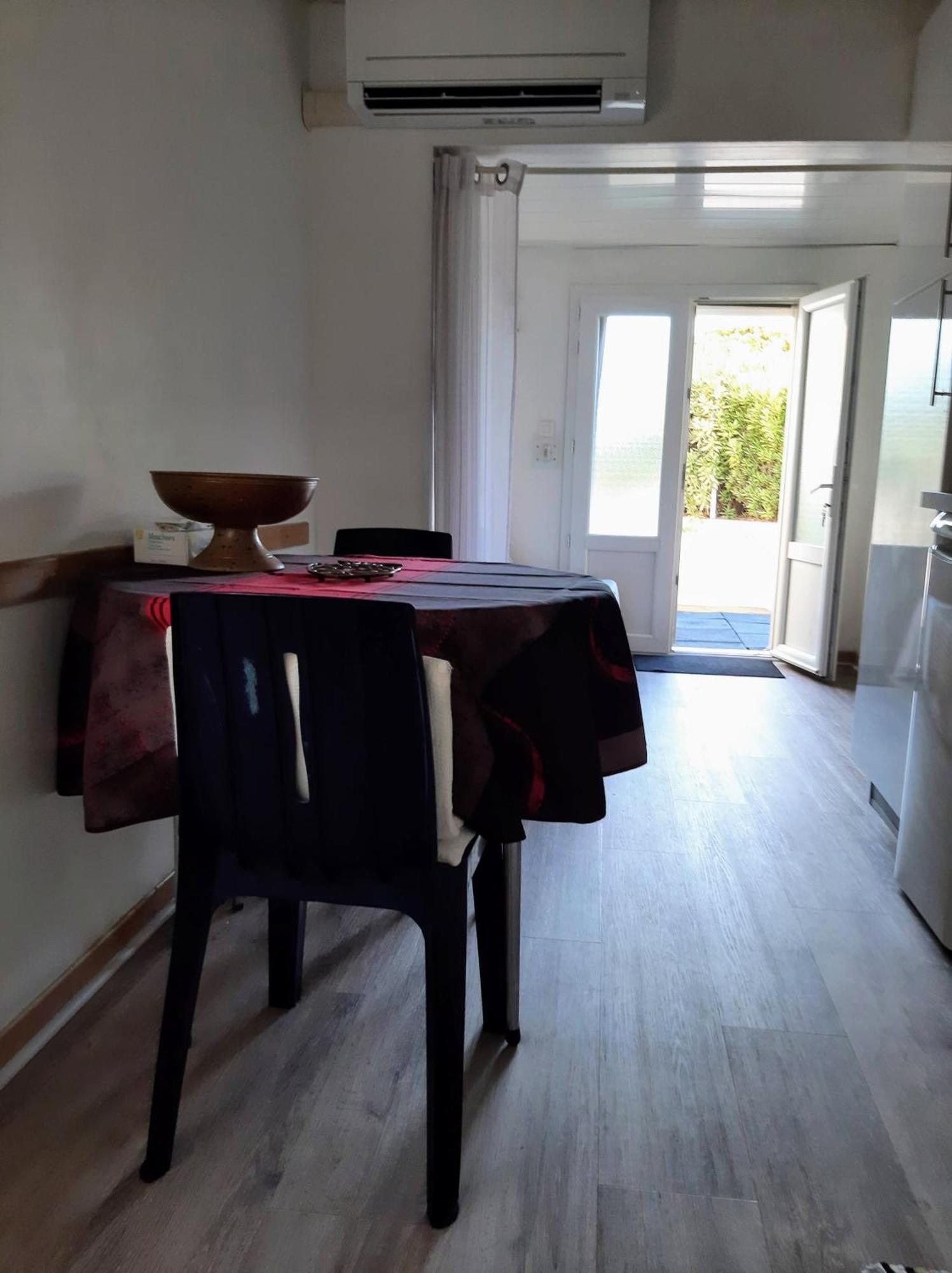 פו-סור-מר Appartement Meuble Bord De Mer Fos Sur Mer מראה חיצוני תמונה